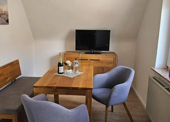 Appartamento Fewo-ria-whg-1-rechts *